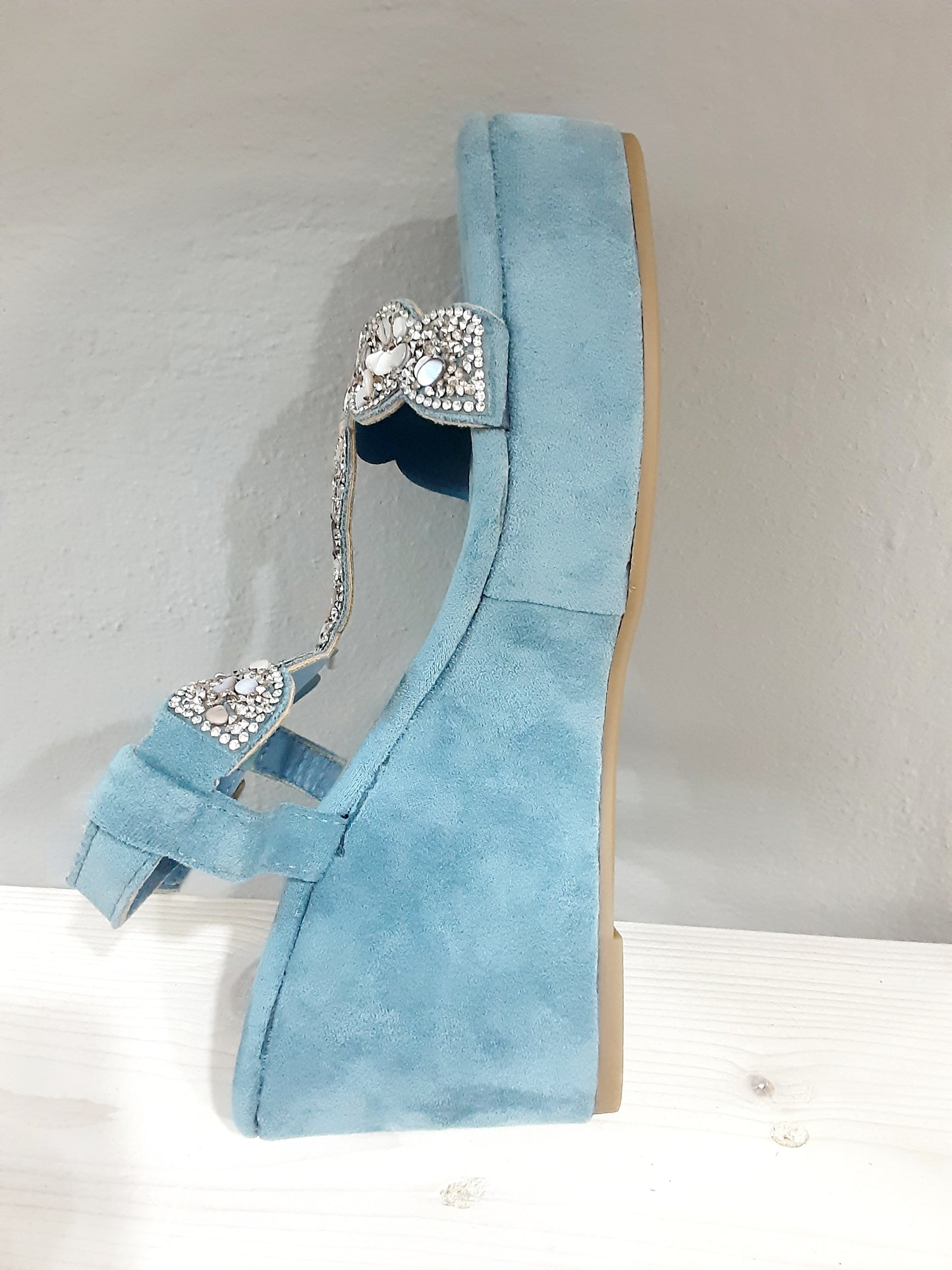 Sandali Alti con Zeppa Azzurri Donna – Eleganti e Comode con Dettagli Gioiello
