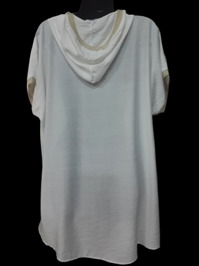 Maglietta Bianca con Cuori  – Maniche Corte e Cappuccio|Made in Italy