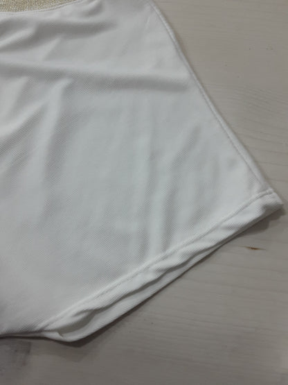 Maglietta Bianca con Cuore Dorato – Raffinata e Versatile |Made in Italy