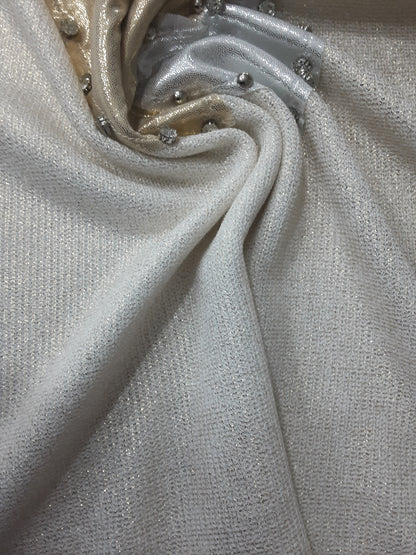 Maglietta da Donna Bianca con Cuore Dorato – Raffinata e Versatile Made in Italy