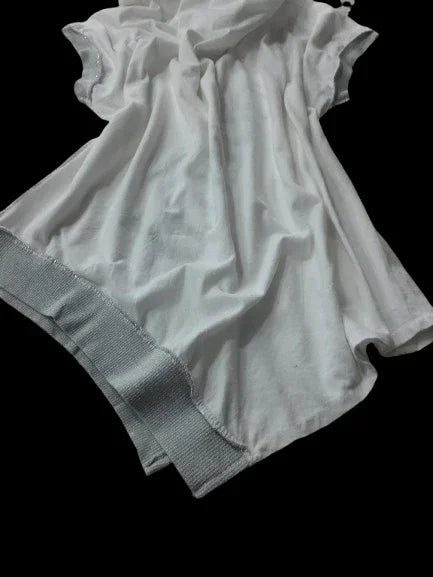 Maglietta Bianca da Donna con Cappuccio Design Asimmetrico Made in ITALY