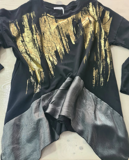 Tunica Nera Asimetrica Satinata Elegante e Casual Made in ITALY