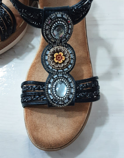 Sandali Neri Donna Con Zeppa E Pietre Eleganti