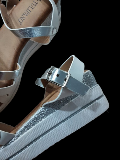 Sandali Zeppa Donna Bianchi E Argento Con Cinturino/Eleganti e Moderni