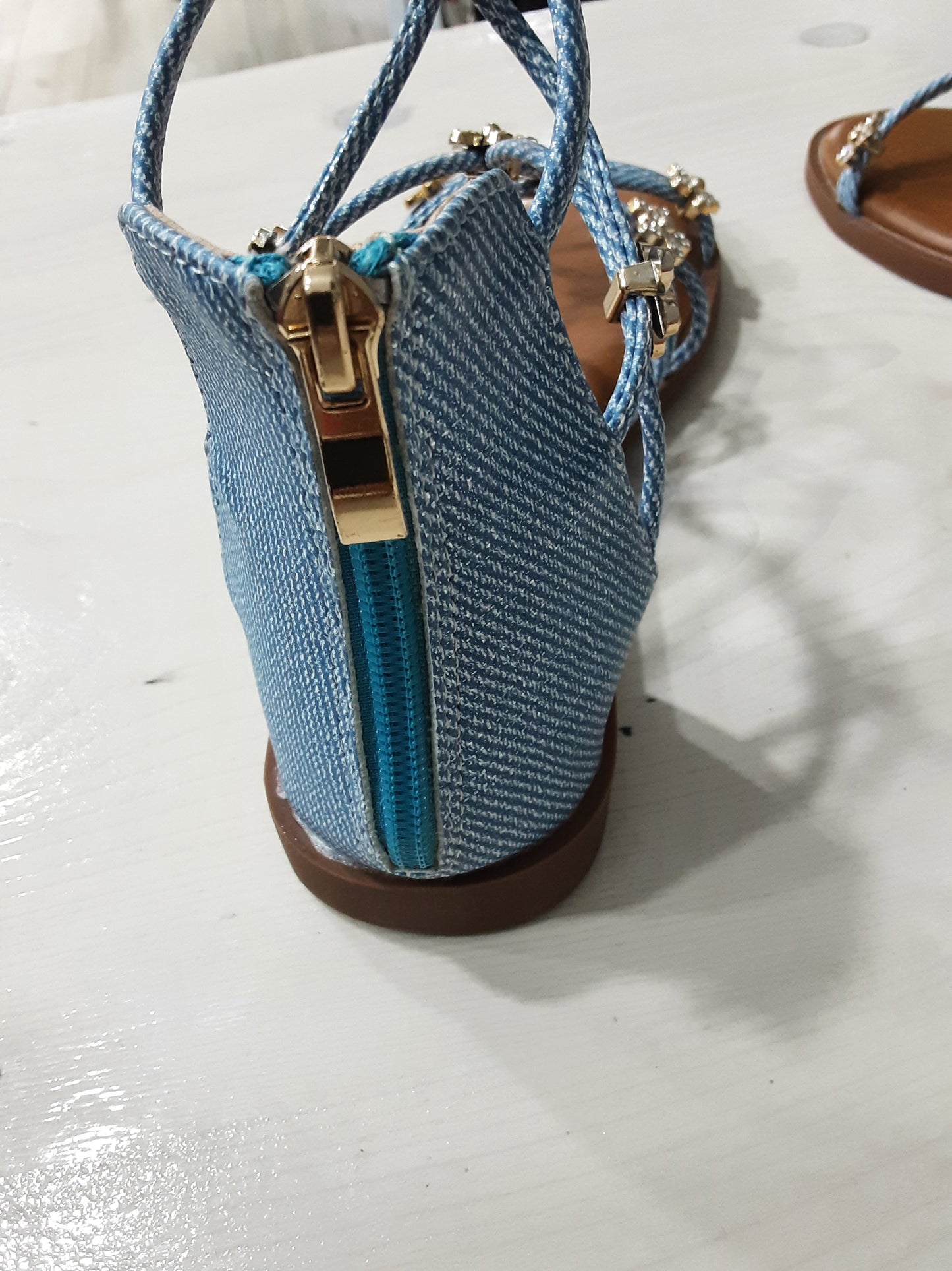 Sandali Bassi da Donna con Stelle Dorate – Eleganti e Comodi