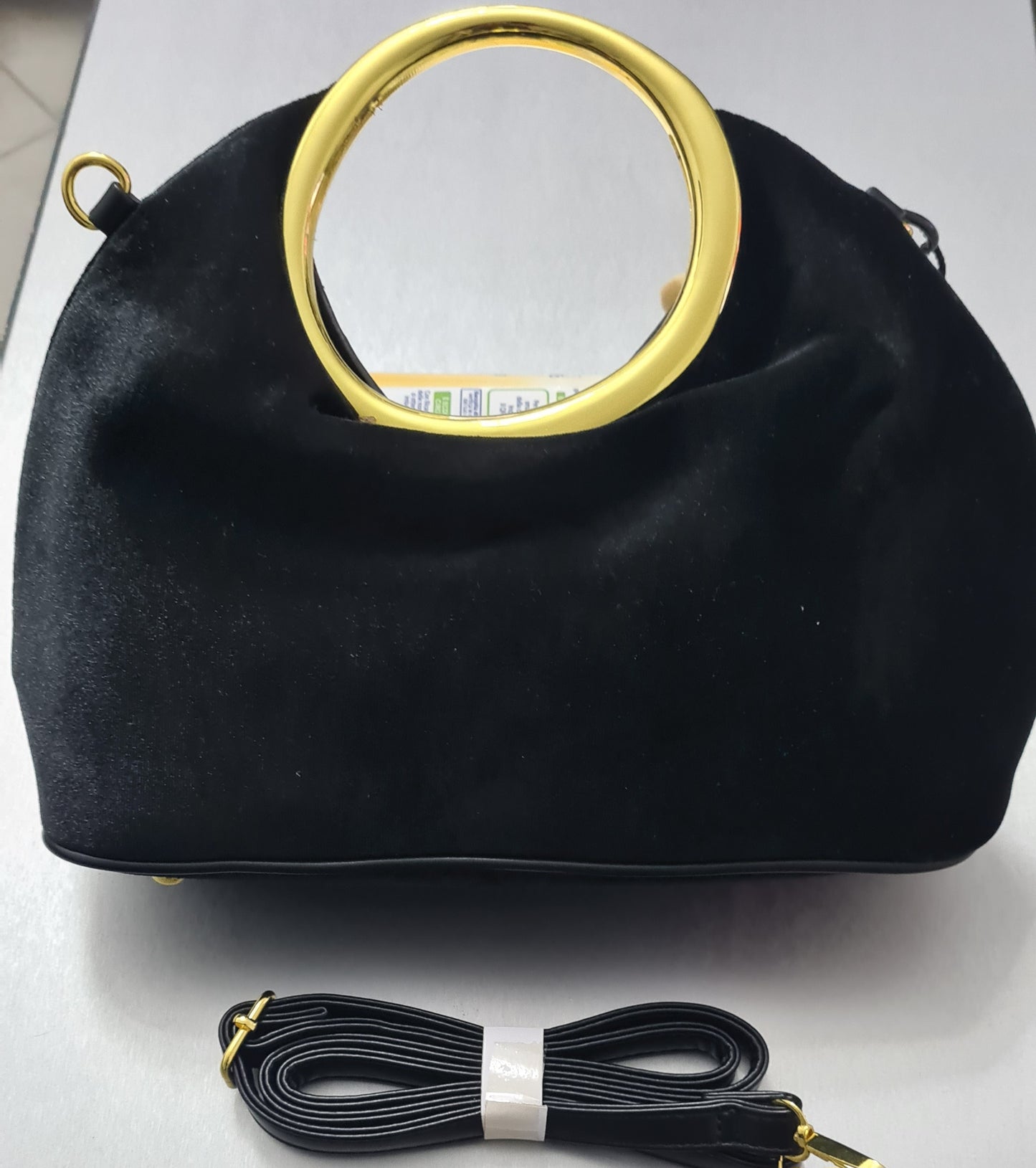 Borsa Donna Vellutata Con Manico Ad Anello – Design Unico